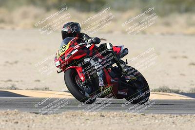 media/Dec-04-2025-Racers Edge (Thu) [[5ebc9f124d]]/3-B Group/1-Session 1 (Turn 7)/